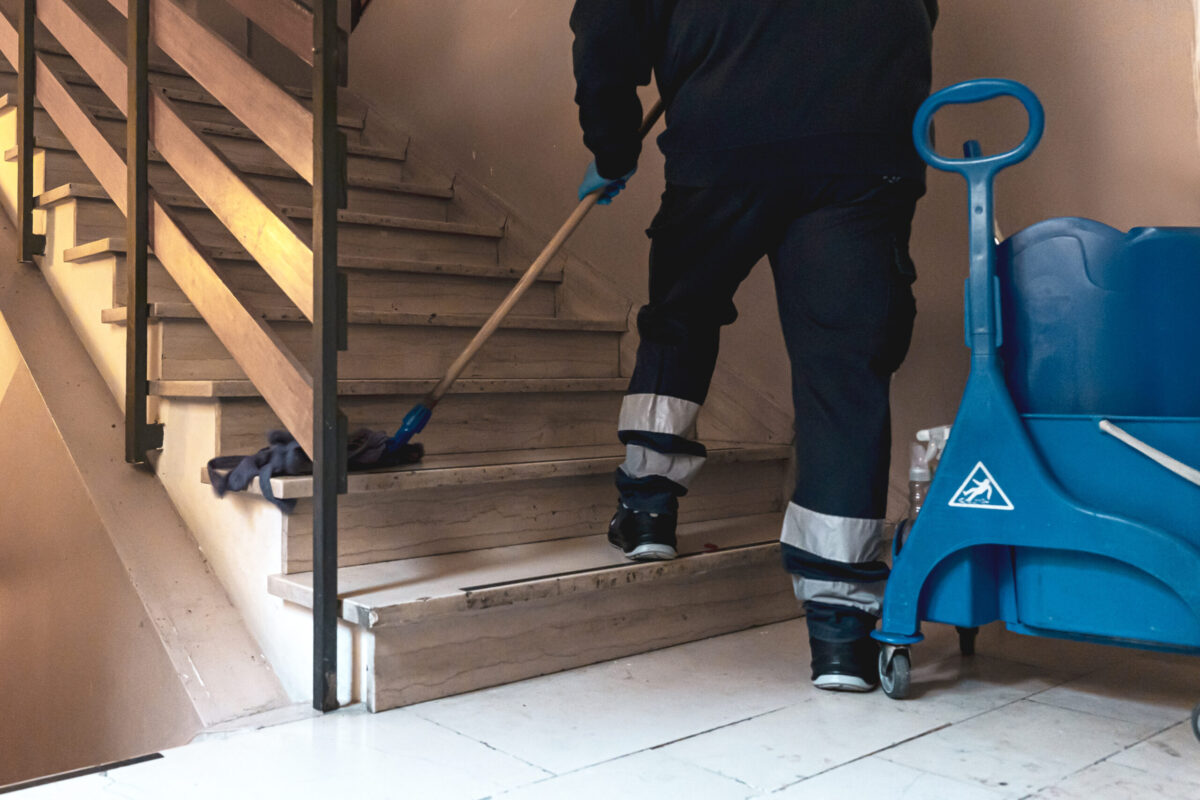 EMMAUS GENOVA - Cooperativa Sociale di Genova che si occupa di inserimento lavorativo di persone svantaggiate, che impiega nei settori della ristorazione, del catering e della cura dell’ambiente