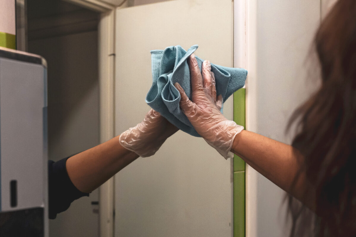 EMMAUS GENOVA - Cooperativa Sociale di Genova che si occupa di inserimento lavorativo di persone svantaggiate, che impiega nei settori della ristorazione, del catering e della cura dell’ambiente