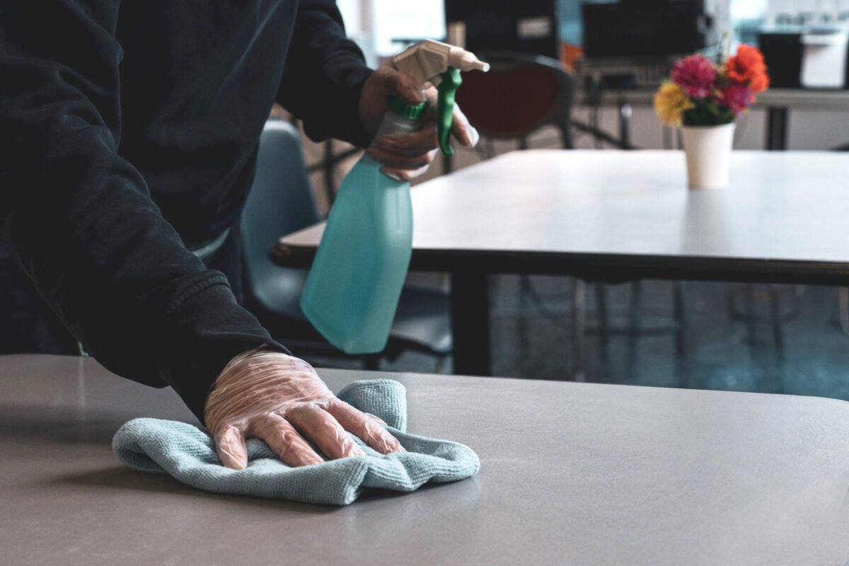 EMMAUS GENOVA - Cooperativa Sociale di Genova che si occupa di inserimento lavorativo di persone svantaggiate, che impiega nei settori della ristorazione, del catering e della cura dell’ambiente